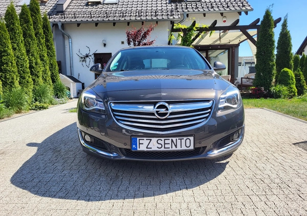 Opel Insignia cena 37900 przebieg: 141000, rok produkcji 2014 z Góra małe 232